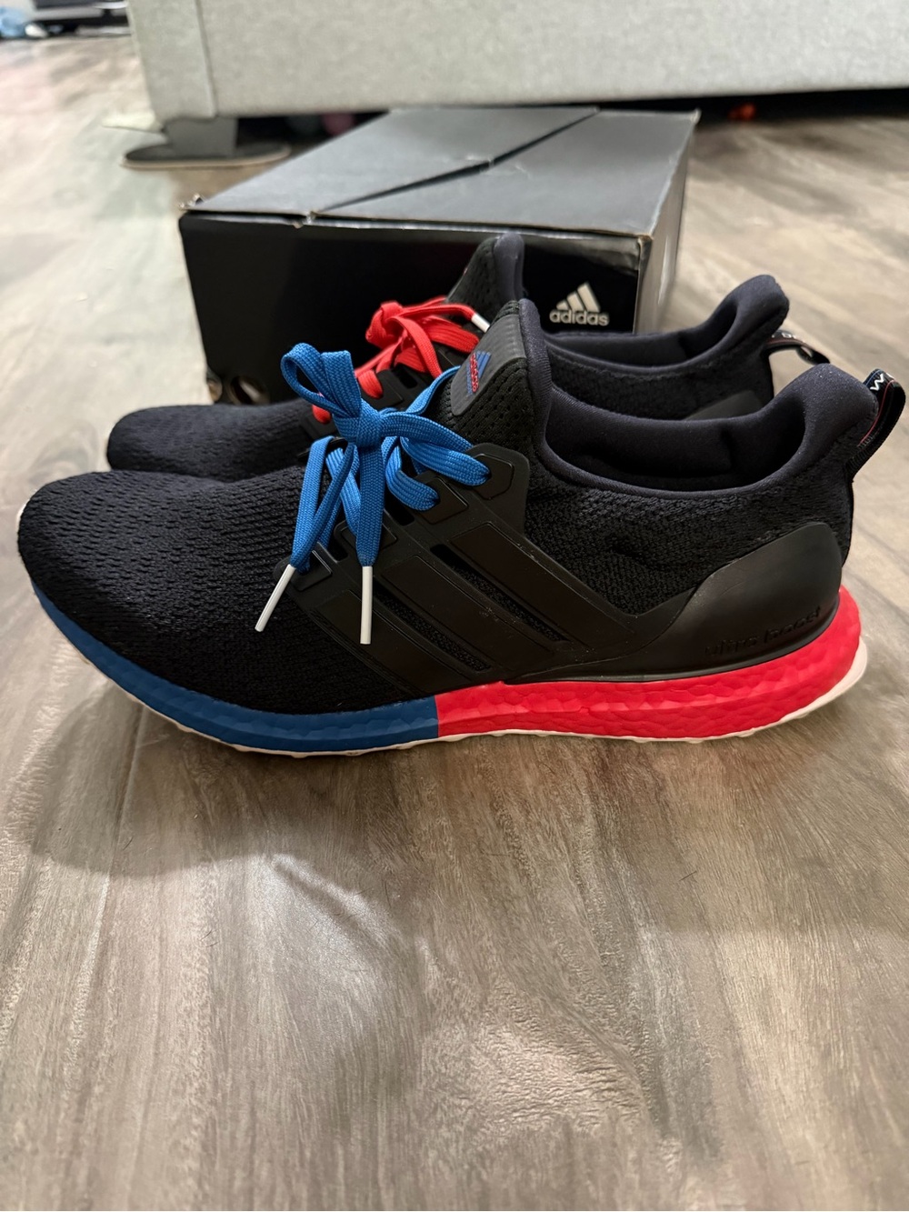 adidas Men’s ultraboost dna size 11.5